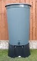 200 litre waterbutt with stand, tap and lid.