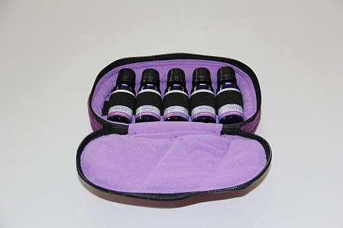 5-Bottle Purse-size Essential Oil Carrying Case - Deep Purple with Lavender interior