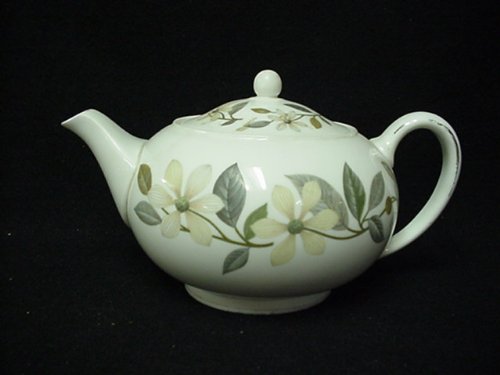 WEDGWOOD TEAPOT BEACONSFIELD