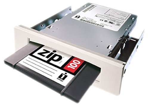 PACK 320724 ZIP,100MB IOMEGA,INT,ATAPI IDE),PB