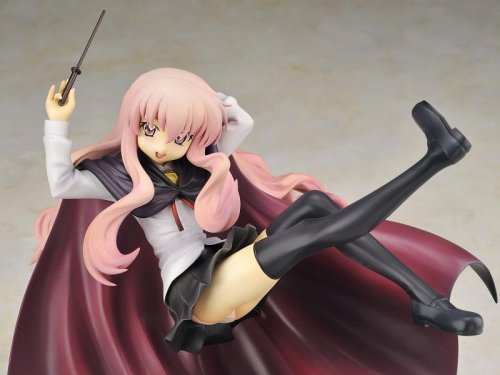 Cover image : ゼロの使い魔 三美姫の輪舞 ルイズ・制服Ver. (1/8スケールPVC塗装済み完成品)