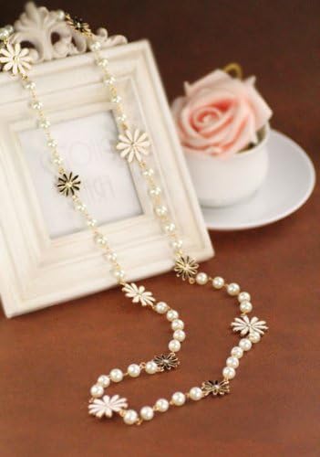 Jade Onlines style Creative Personal Decoration Little Daisy Pearls Gemstones Rhinestones Pendant Long Style Necklace