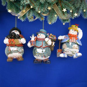 The Bradford Exchange Thomas Kinkade Memories of Christmas Ornament Set of 3 The Bradford Exchange Thomas Kinkade Memories of Christmas Ornament Set of 3