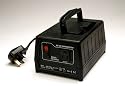 VM 300UK - 300 WATTS HEAVY DUTY 220/240V TO 110V STEP DOWN TRANSFORMER FOR UK AND OTHER COUNTRIES WITH TYPE D OUTLETS