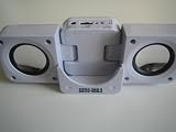 WHITE PORTABLE FOLDING SPEAKERS FOR IPOD VIDEO, CLASSIC, TOUCH, IPHONE NANO (1ST, 2ND, 3RD GENERATION), MINI, SHUFFLE PLUS ALL OTHER MP3 AND MP4 PLAYERS *INCLUDES POWER ADAPTER*
