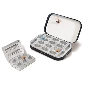 Okuma Traditional Silver Aluminum 10 Window Fly Box with Foam