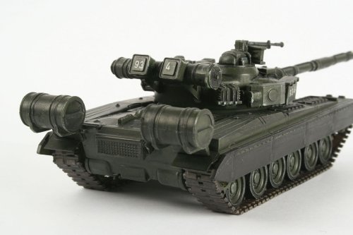 Imagen principal de Revell Modellbausatz 03104  - Los tanques soviéticos T-80B batalla de tanques en escala 1:72