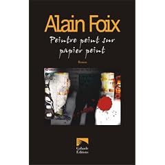 Peintre peint sur papier peint