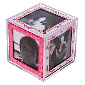 Present Time Photocube, Romance