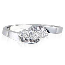 10K White Gold 3-Stone Diamond Ring (1/5ct tw.)