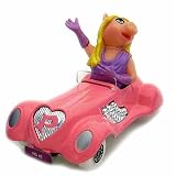 Review Corgi CC06603 / Muppet Show - Miss Piggie diecast model
