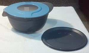 Tupperware Prep Essentials Mixing Bowl with Splater Guard Seal