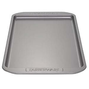 Farberware Nonstick Bakeware 10-by-15-Inch Cookie Pan by Farberware