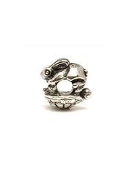 Original trollbeads the hare and the tortoise 11255 This bead retells Aesops famous fable about the tortoise overtaking the boastful hare, winning the race through superior wit.Designer: SÀren Nielsen