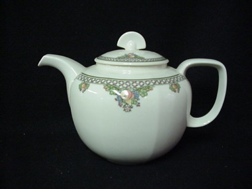 WEDGWOOD TEAPOT PERGOLA