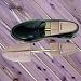 Men's Woodard Shoe Trees (pair) - Small (6w - 8m) Men's Woodard Shoe Tree (pair) The Men's Woodard Shoe Trees combine the classic full cedar hook heel with an extremely functional split-toe. These split toe shoe trees feature an automatic spreader designed to uniquely fit your shoes by exerting an equal amount of pressure in all directions. This particular design is ideal for all types of footwear and will accommodate a large variety of sizes including hard to fit widths.