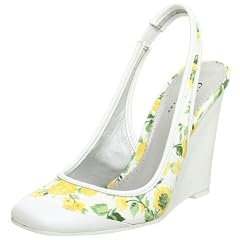 GUESS Women's Doranna Sandal