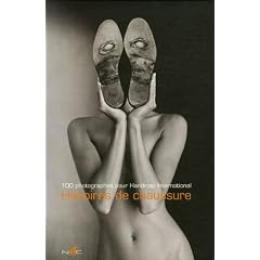 Histoires de chaussure : 100 photographies pour Handicap International