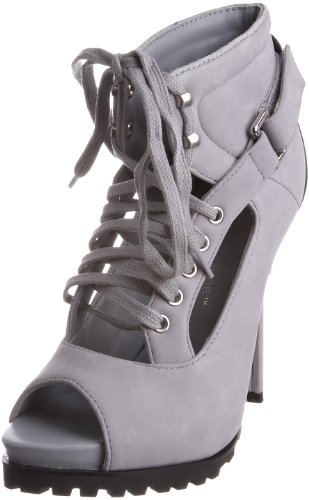 United Nude Women