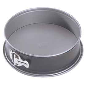 Kaiser Bakeware Noblesse 8-Inch Non-stick Springform Pan by Kaiser