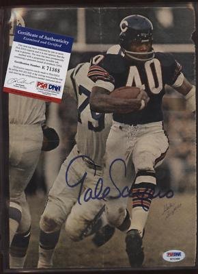Gale Sayers Chicago Bears Autographed Magazine Page PSA - Autographed NFL Magazines