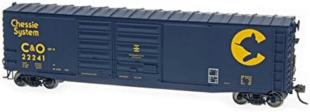 InterMountain HO-Scale 50ft Double-Door Box Car - Chessie System/C&O Cat Logo