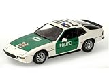 Review Minichamps 100062190 / Diecast Model Porsche 924 Autobahnpolizei Dusseldorf in White and Green (1:18 scale)