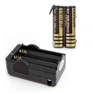 UltraFire BRC 18650 3.7V 4000mAh Li-ion Rechargeable Batteries Battery 2 Pack + Charger
