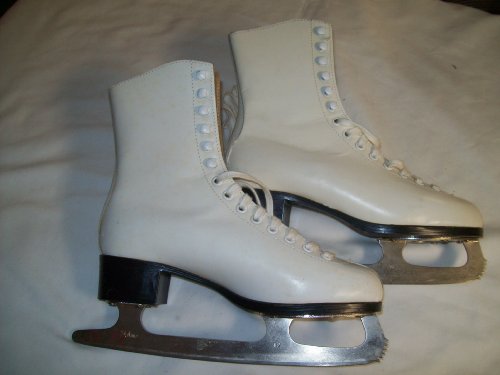 White Ice Figure Skates - Size 8.0(teen/adult) -Very Good Condition