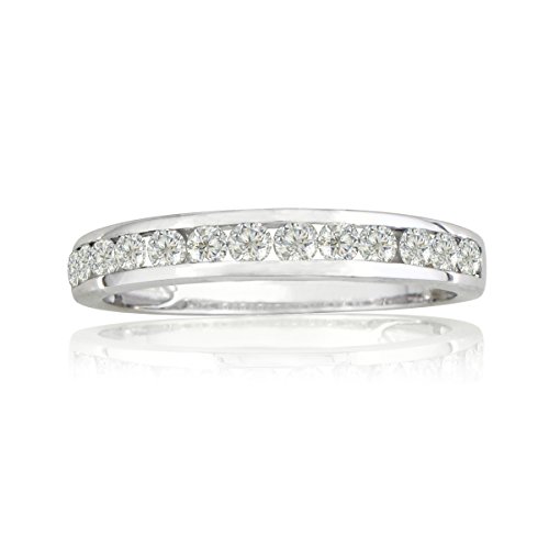 14K White Gold Round Diamond Anniversary Wedding Band Ring (1/4cttw)