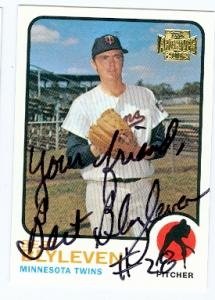 Bert Blyleven Autographed/Hand Signed baseball card (Minnesota Twins) 2002 Topps Archives #80