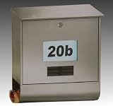 Edelstahl Briefkasten mit Solarhausnummer
