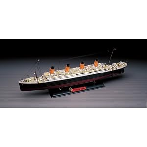 Academy R.M.S. Titanic by Academy Models