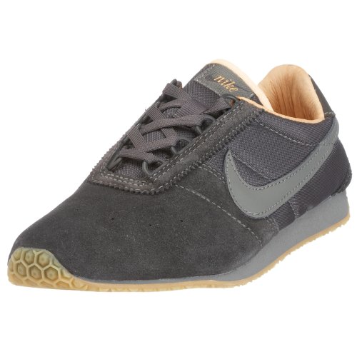 Nike Sting