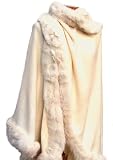 Wintertraum! Cape / Poncho mit Kanin in cremeweiß
