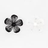 Lot de 2 fleurs Stella Blanc et Noir