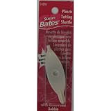 Susan Bates plastic tatting shuttle with removable bobbin