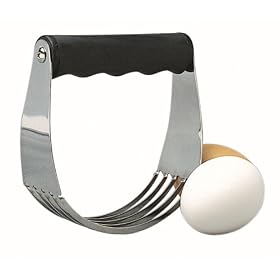 GRIP-EZ PASTRY BLENDER by Norpro