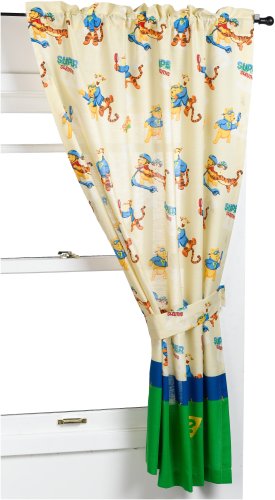 Winnie the Pooh Sleuths Drape