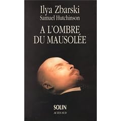 A l'ombre du mausolee  une dynastie d'embaumeurs