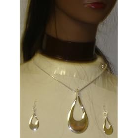Sterling Silver Plated Medium Chain Necklace with Crystals Laden Ivory Pearl Pendant and Earrings
