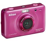NIKON S30 - rose + V002 8H LR6 (AA) + LR035 (AAA) Battery Charger + 4 x NiMH LR6 (AA) 2600 mAh Batteries + Case from Compact range + 4 GB SDHC Memory Card .