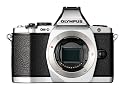 Olympus E-M5 OM-D Geh&auml;use kompakte Systemkamera (16 Megapixel, 4-fach opt. Zoom, 7,6 cm (3 Zoll) Display, bildstabilisiert) silber