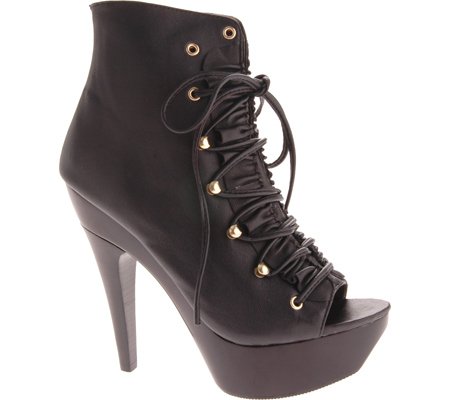 Steve Madden Womens Towwer Ankle Boot