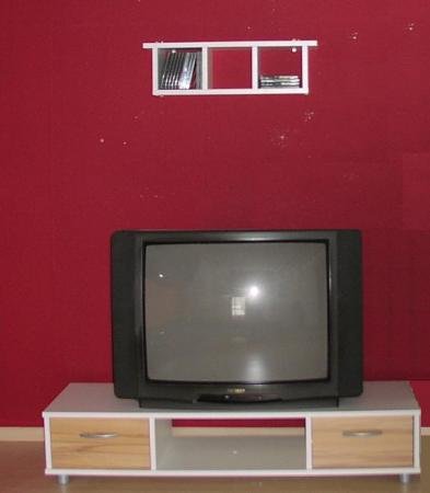 2-2-4-400: TV-Möbell / TV-Rack perl-weiss / kernbuche - deutscher Hersteller