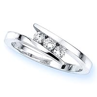 14K White Gold 3 Stone Channel Set Round Diamond Engagement Ring (1/4 cttw, H-I, SI) - Size 6