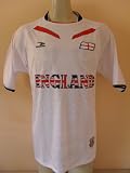 ENGLAND SOCCER JERSEY SIZE LARGE .NEW