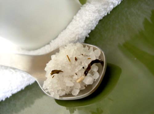 Childrens Toyshop   : Linden Leaves Passionfruit & Echinacea Bath Bag 15g
