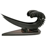 RIDDICKS Saber Claws with desk display