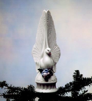 Lladro Message of Love Figurine